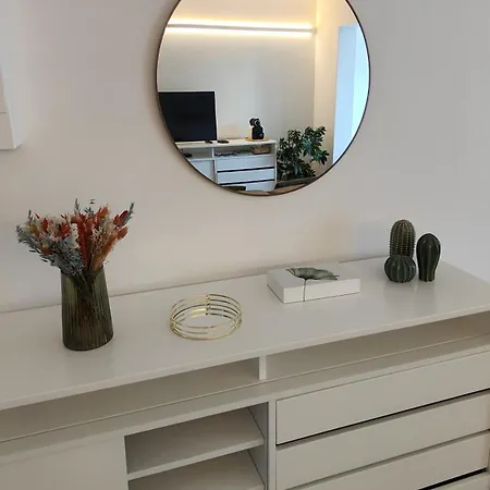 Apartment Caires Urban Nest