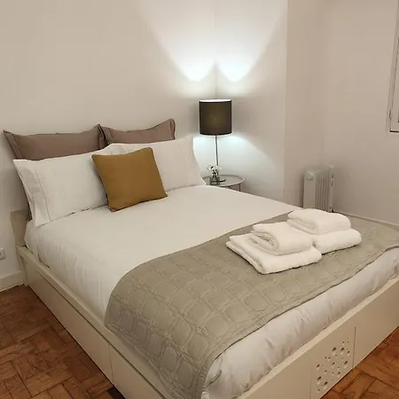 Apartment Caires Urban Nest Braga