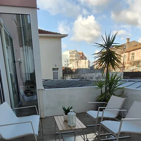 Caires Urban Nest Apartman