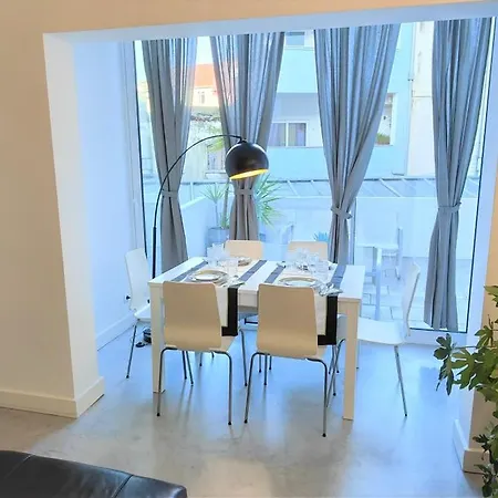 Caires Urban Nest