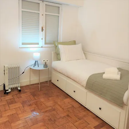 Apartment Caires Urban Nest